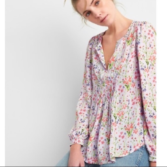 Gap Lavender Floral Pintuck Blouse With 